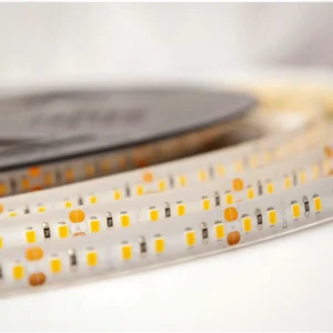 Rollo de tira LED flexible con recubrimiento de silicona para uso en exterior