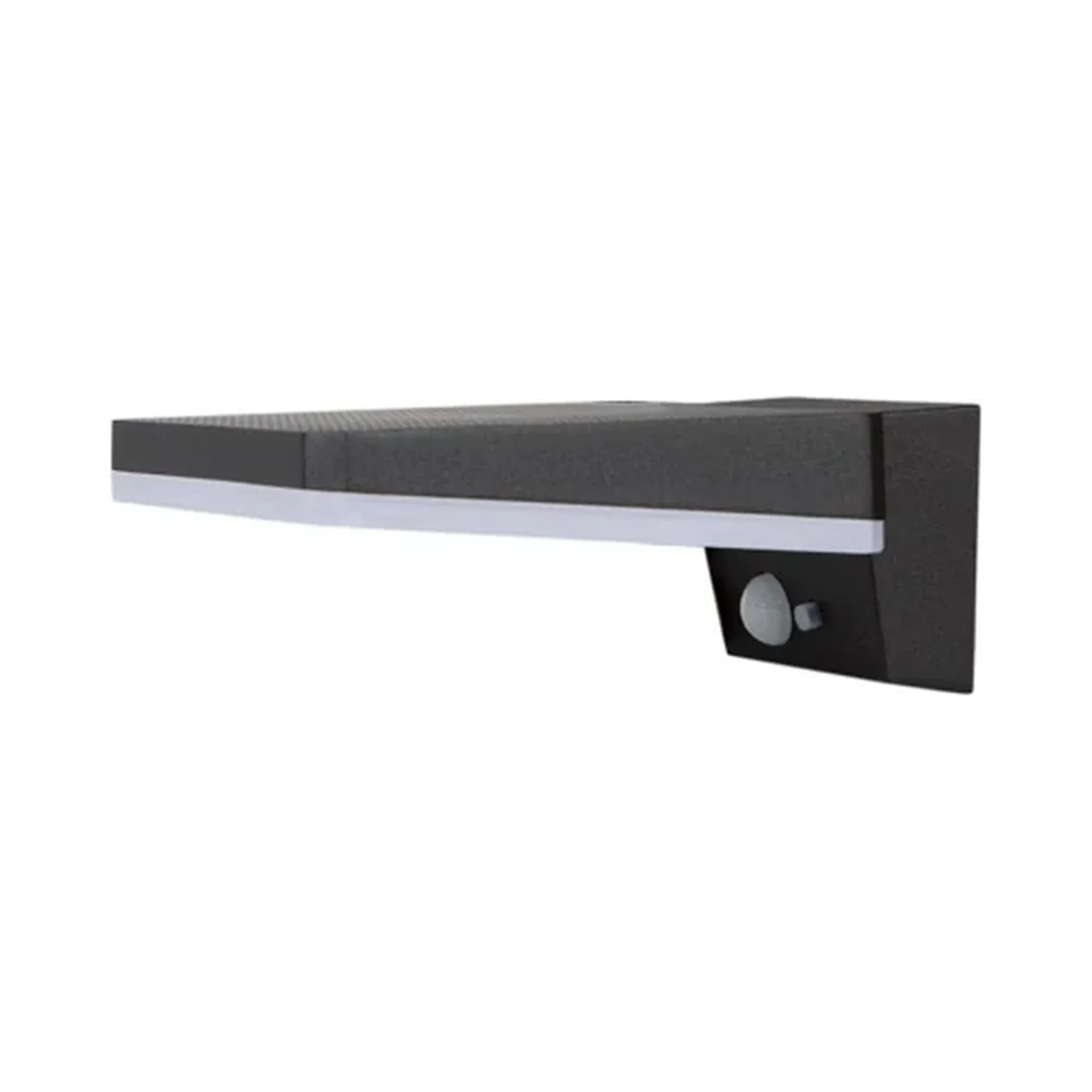 Aplique solar moderno con sensor en aluminio negro, plano como una repisa, con placa solar arriba y línea de luz debajo, luz neutra 4000K